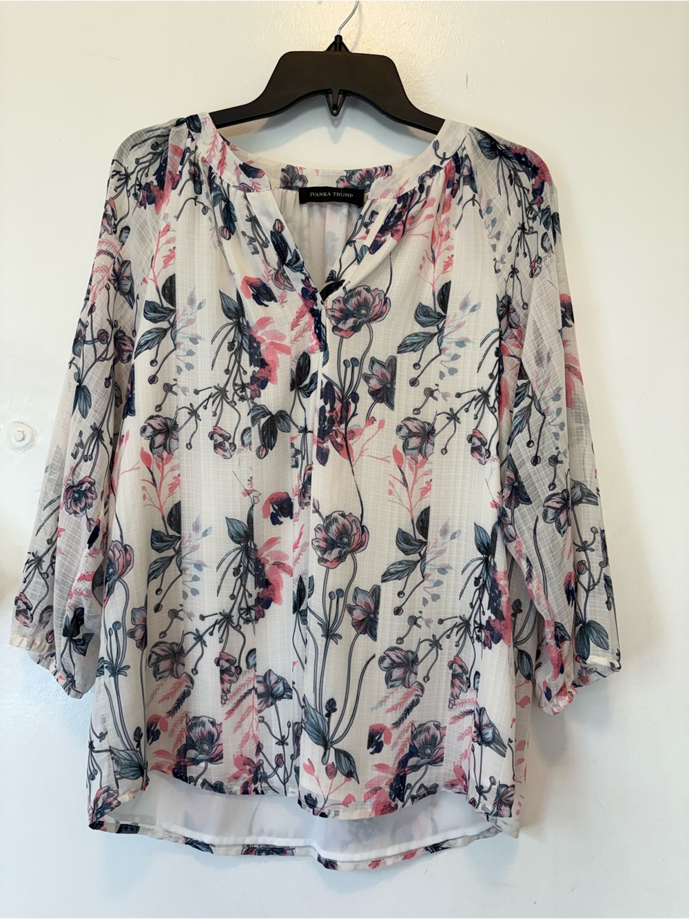 Ivanka Trump White Floral Tunic Top - Pink & Navy